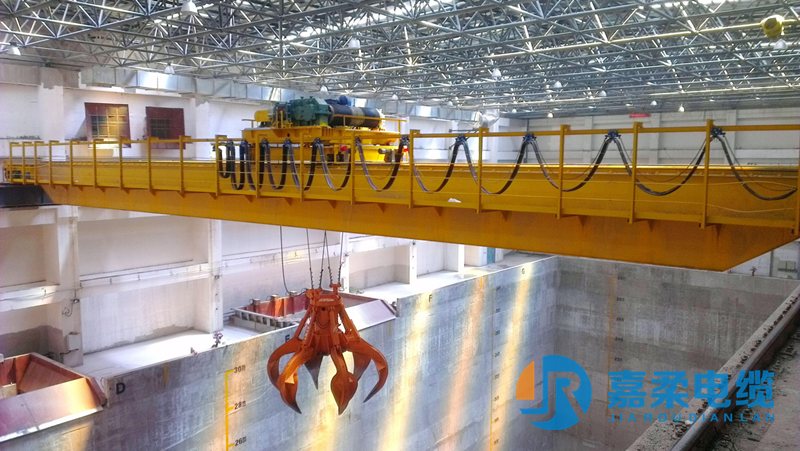 垃圾吊抓斗电缆应用图